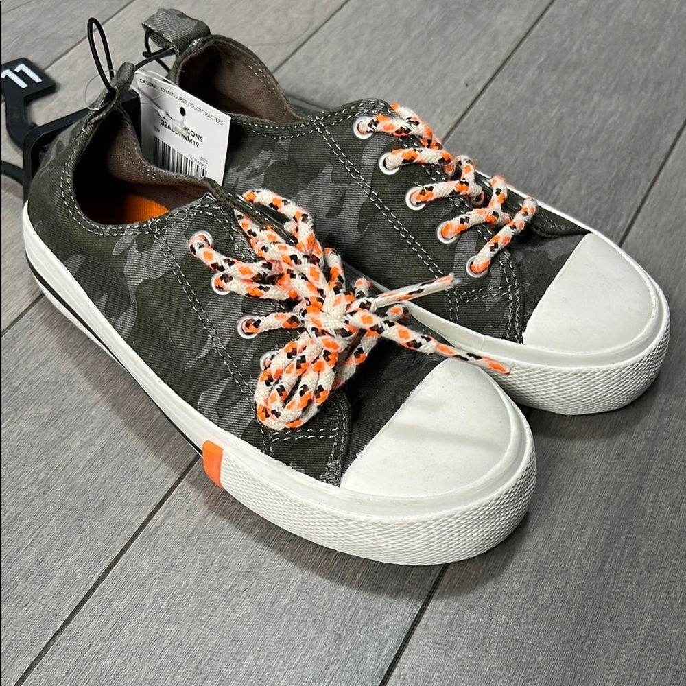 NWT Camouflage Kids Sneakers with Orange Accents size 11